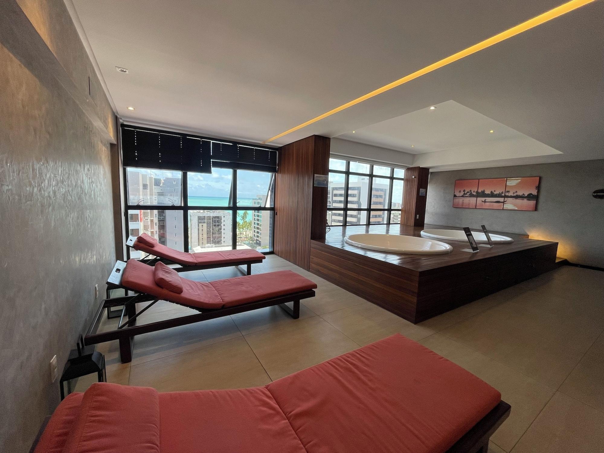 Spa Apartamento no Edifício Time Ap 1105