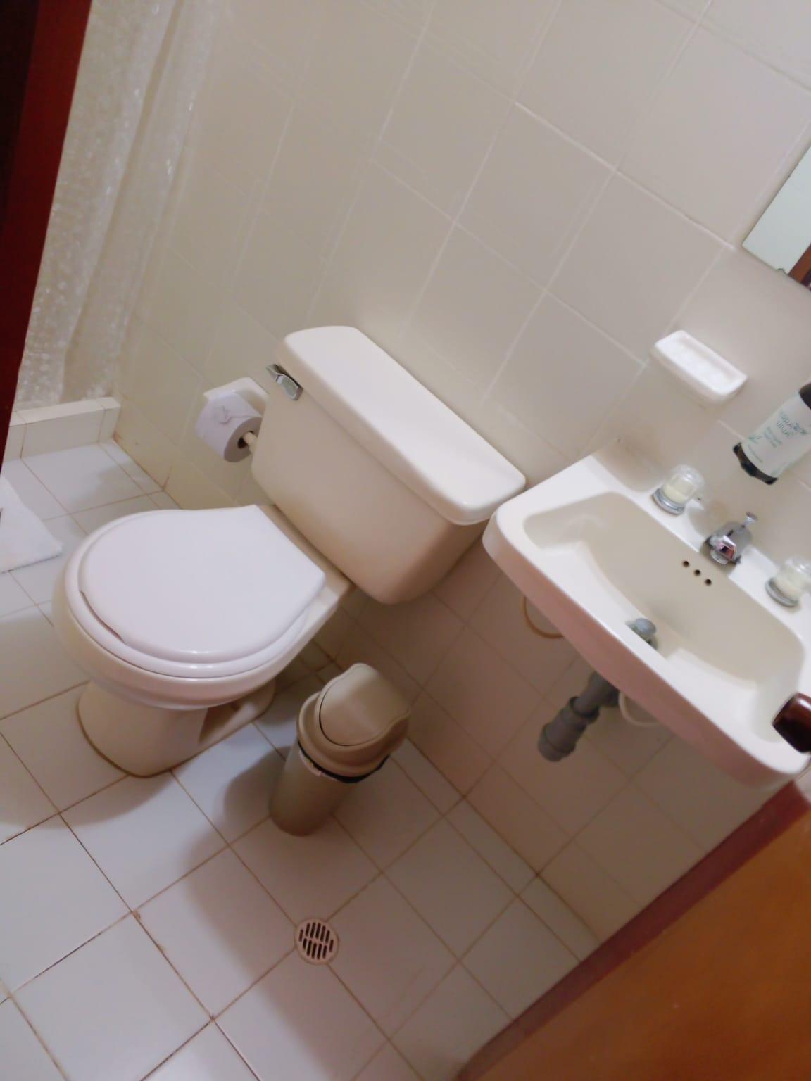 Baño Hotel Cid Plaza Premium