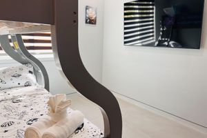 Arriendo temporal - BRAND NEW MODERN RETREAT, POOL, SPA CLOSE BEACHES,DISNEYLAND,ANAHEIM CONVENTION.