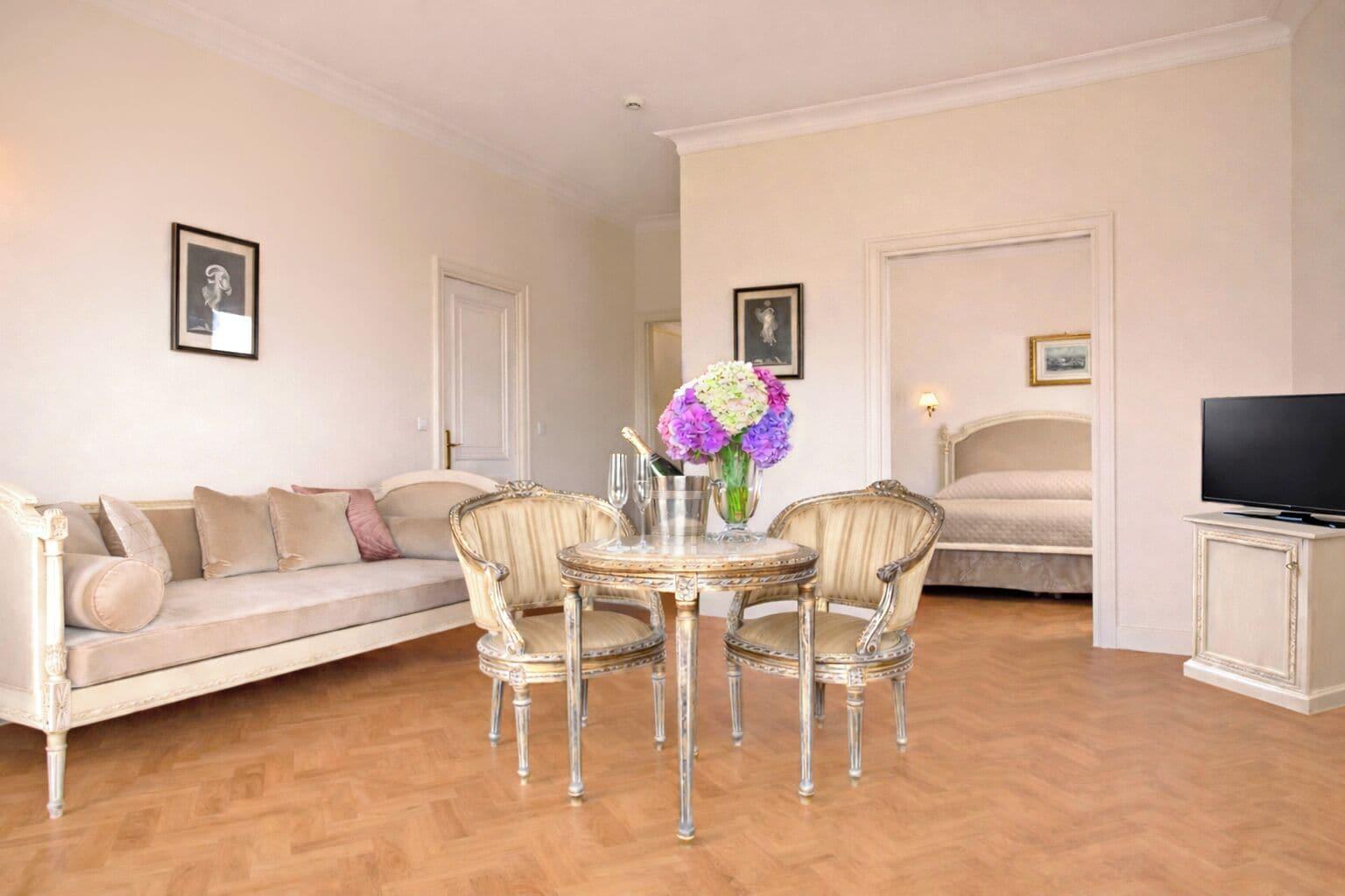 Habitación Grand Hotel Moderne