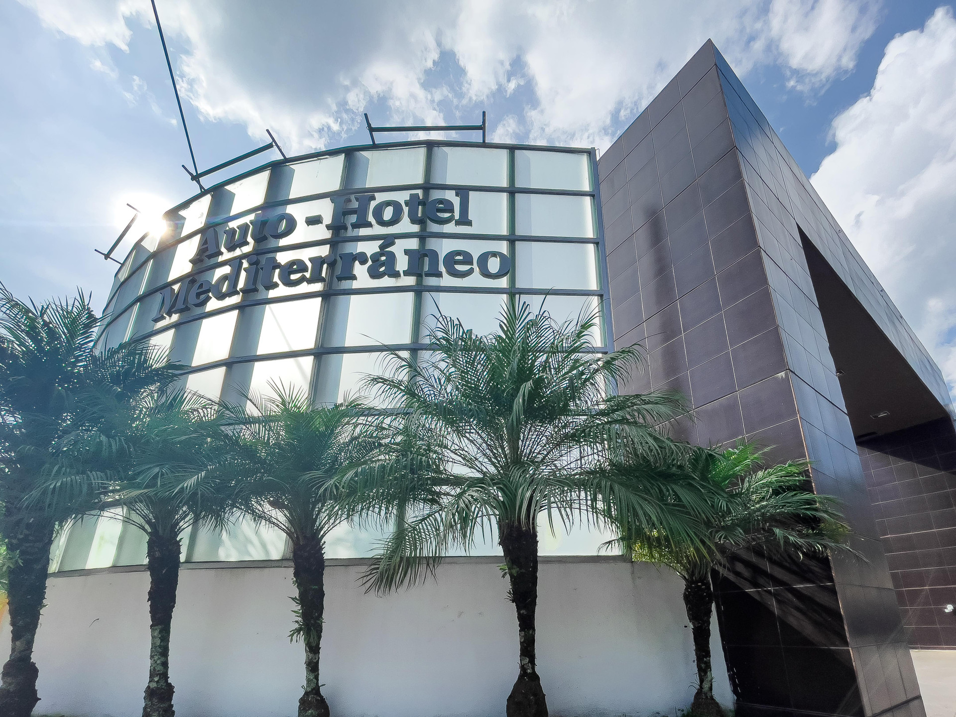 Vista Exterior Auto-Hotel Mediterraneo