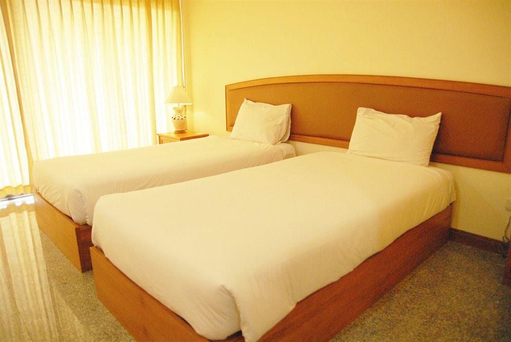 Habitación OYO 859 Golden Land Hotel