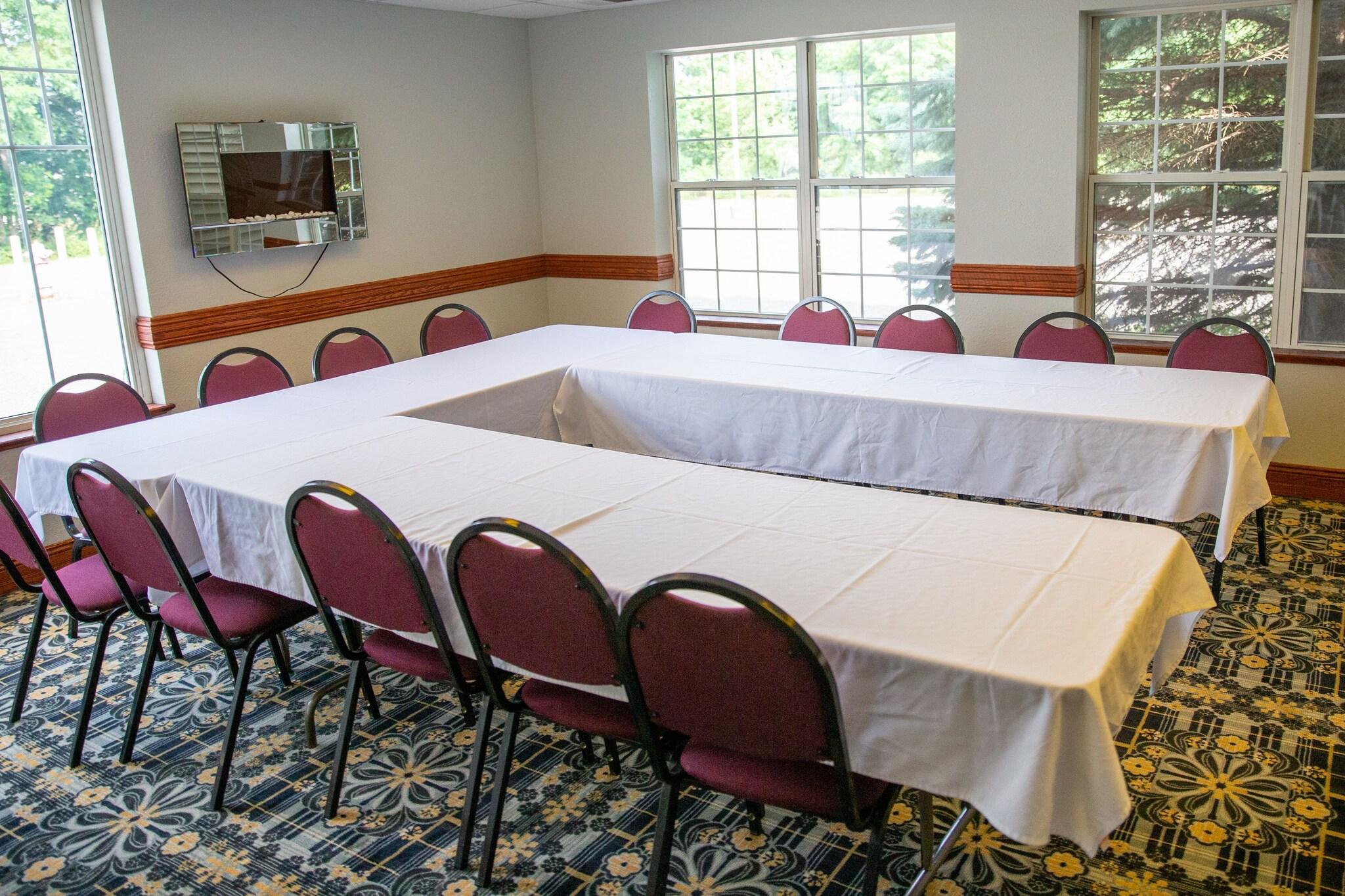 Centro de Negocios Hastings Country Inn