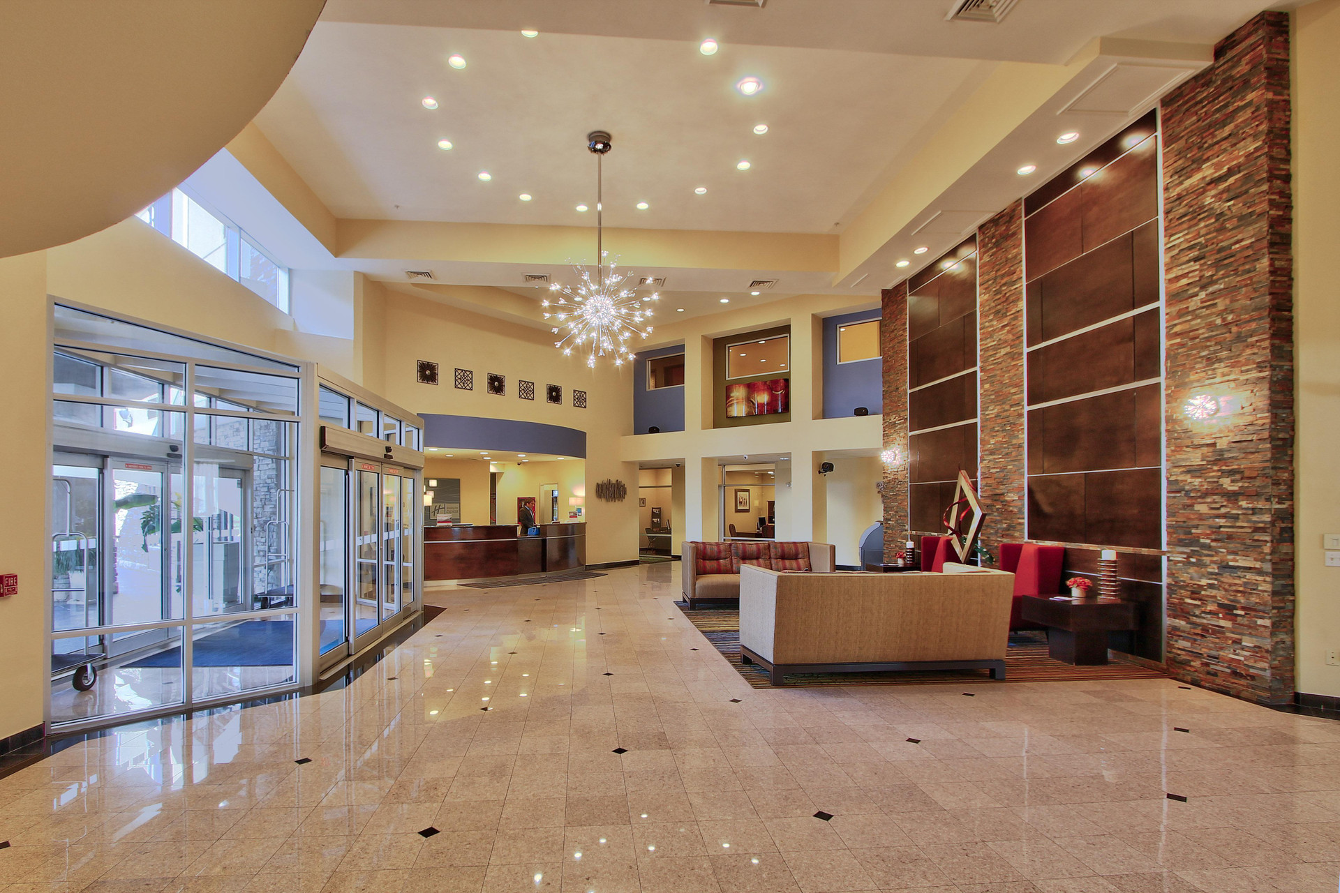 Vista Lobby Holiday Inn Express Hotel & Suites Houston-Downtown Conv Ctr by IHG