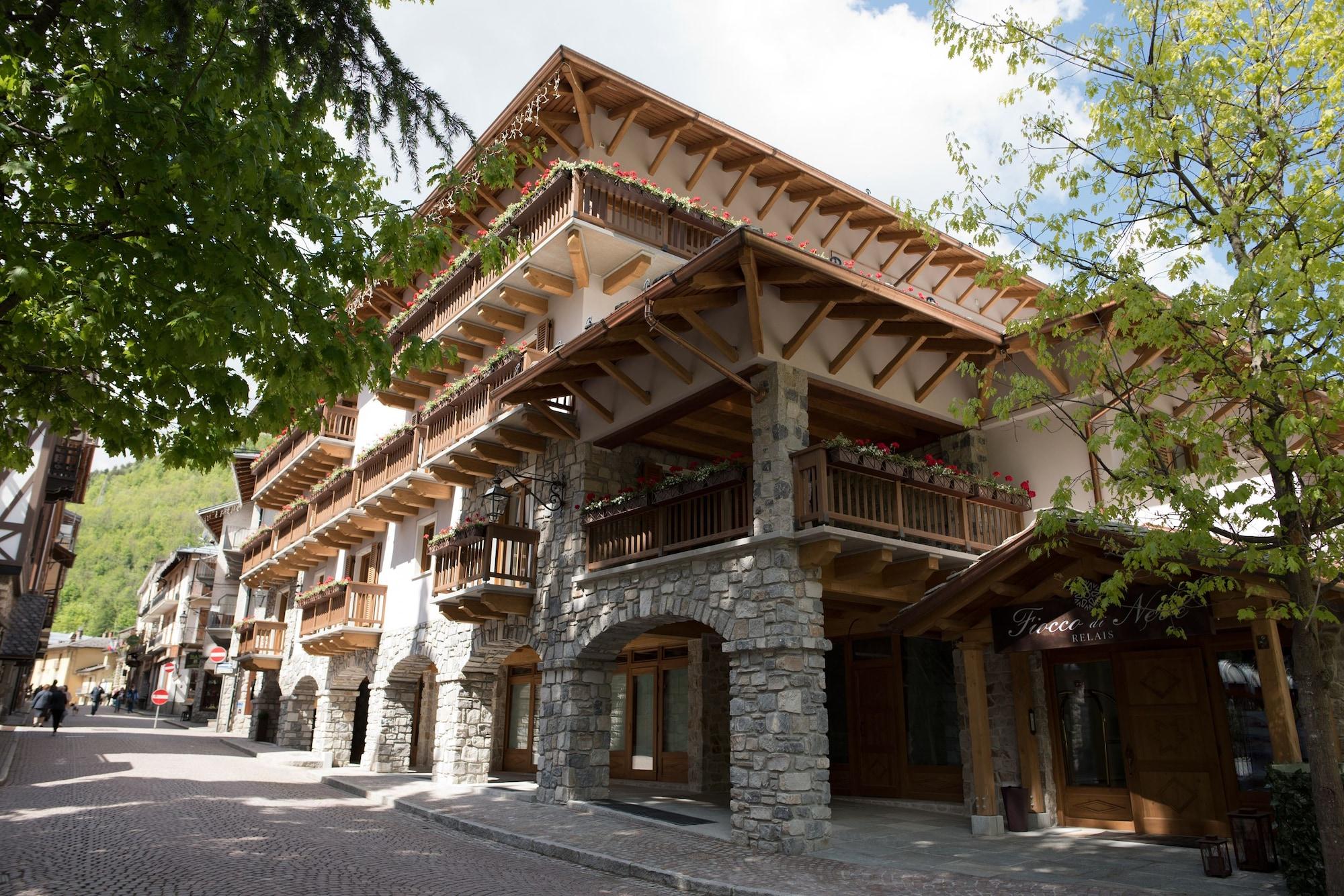 Vista Exterior Fiocco di Neve Relais & Spa