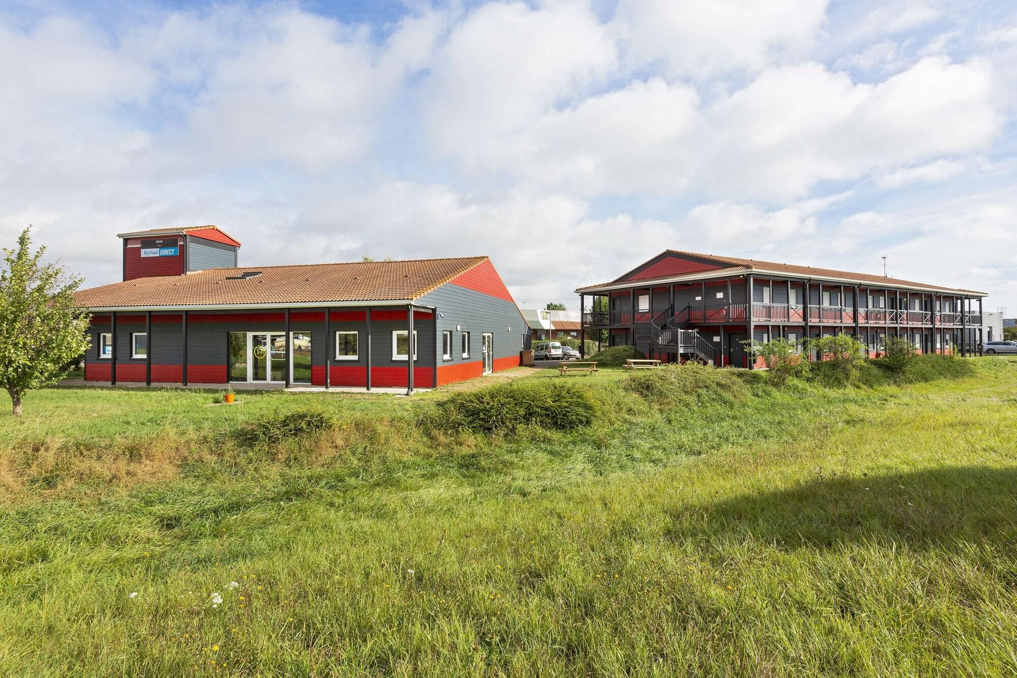 Vista Exterior Enzo Hotels Chartres Mainvilliers By Kyriad Direct