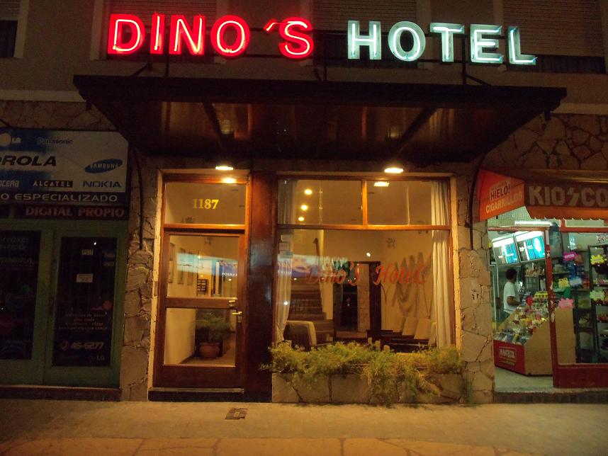 Vista Exterior Dinos Hotel