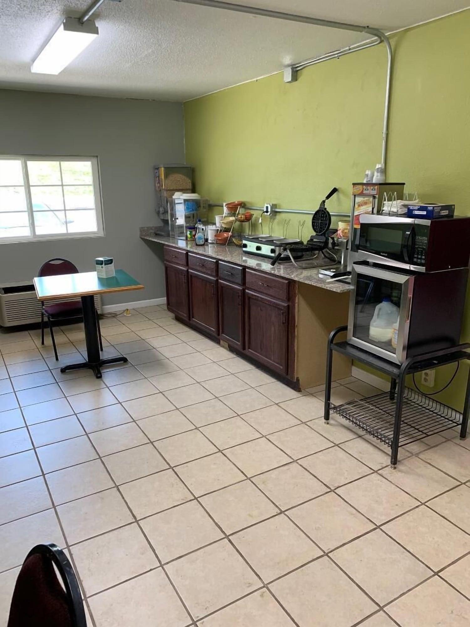 Restaurant AmeriVu Inn & Suites - Gilbertsville