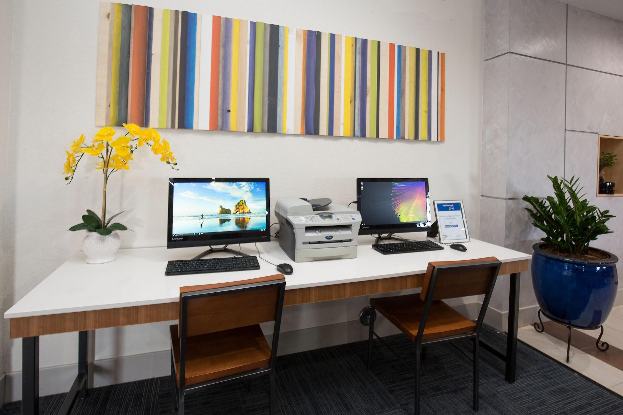 Comodidades del Alojamiento Holiday Inn Express Hotel & Suites Hesperia by IHG
