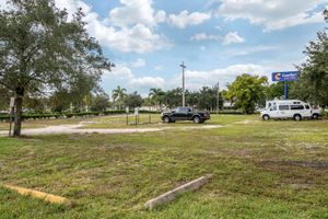 Alojamiento - Comfort Suites Orlando Airport