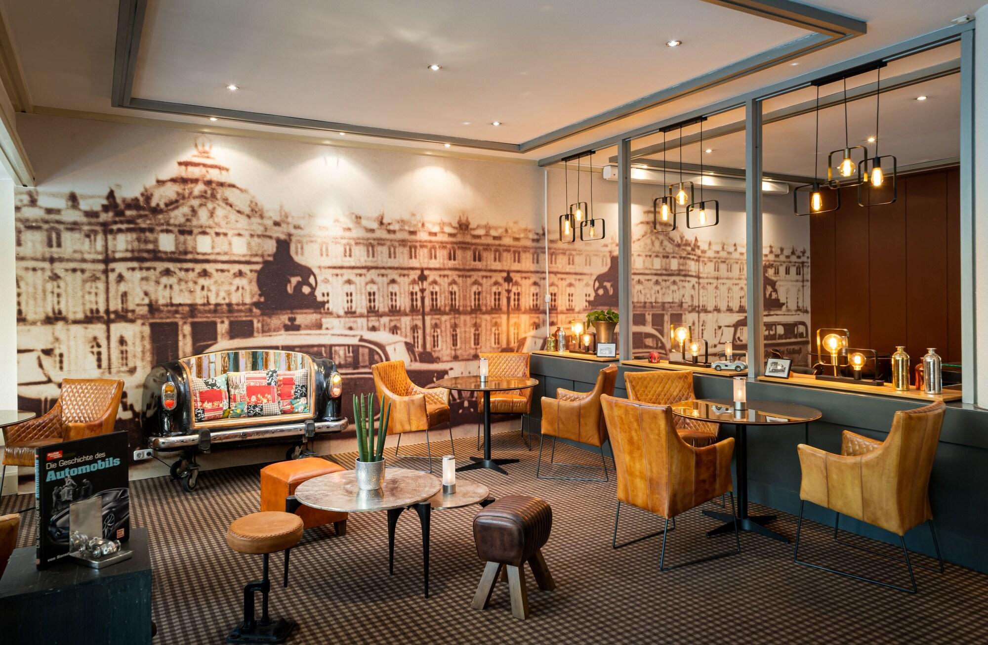 Vista Lobby Arthotel ANA Neotel