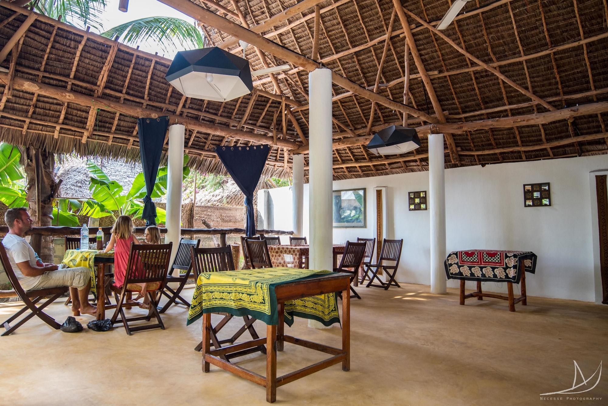 Restaurant Casa Umoja Guesthouse