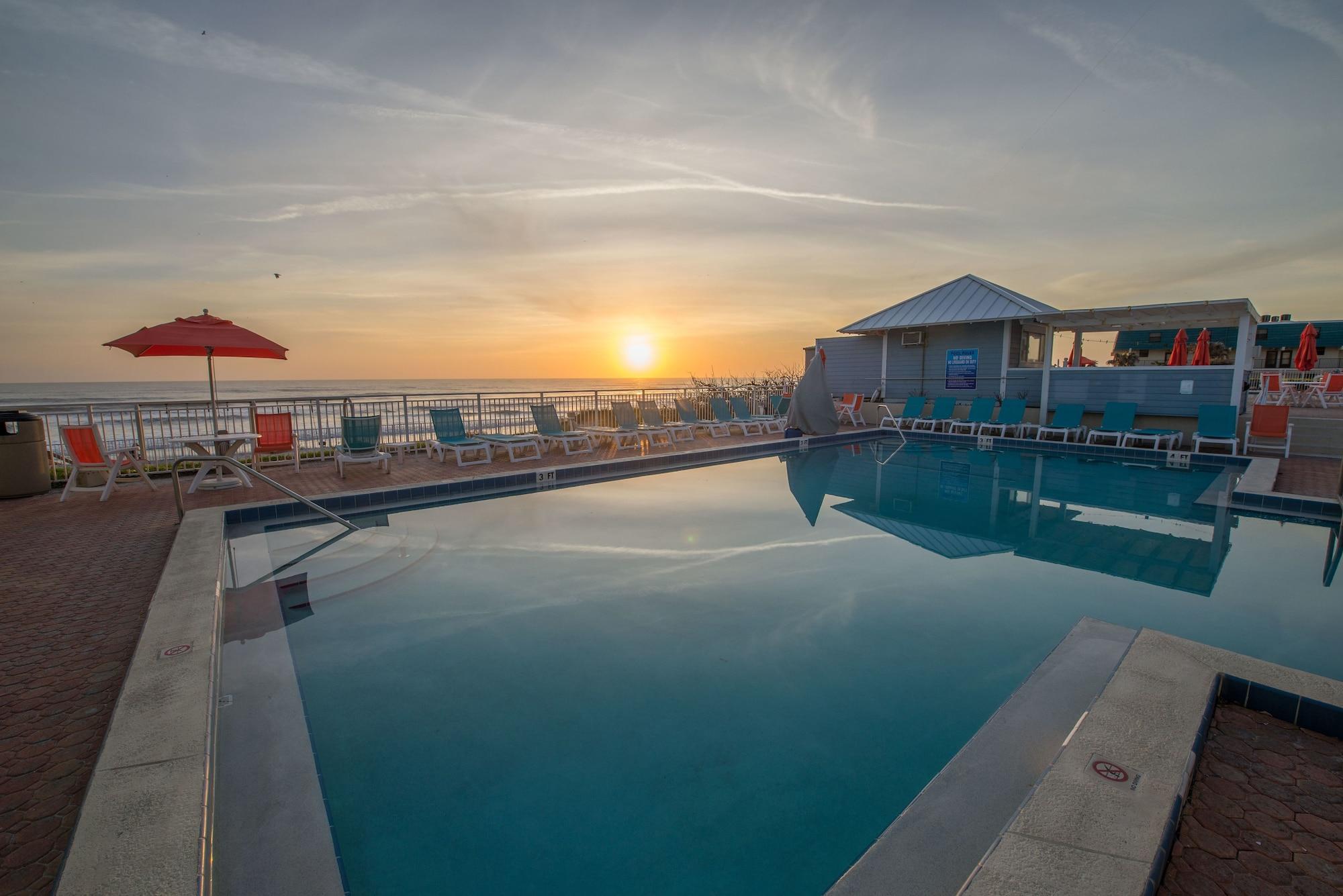 Restaurant Coconut Palms Beach Resort II a Ramada by Wyndham