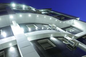 Alojamiento - Bali Colosseum Hotel