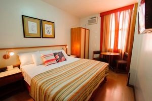 Alojamiento - CESAR INN HOTEL