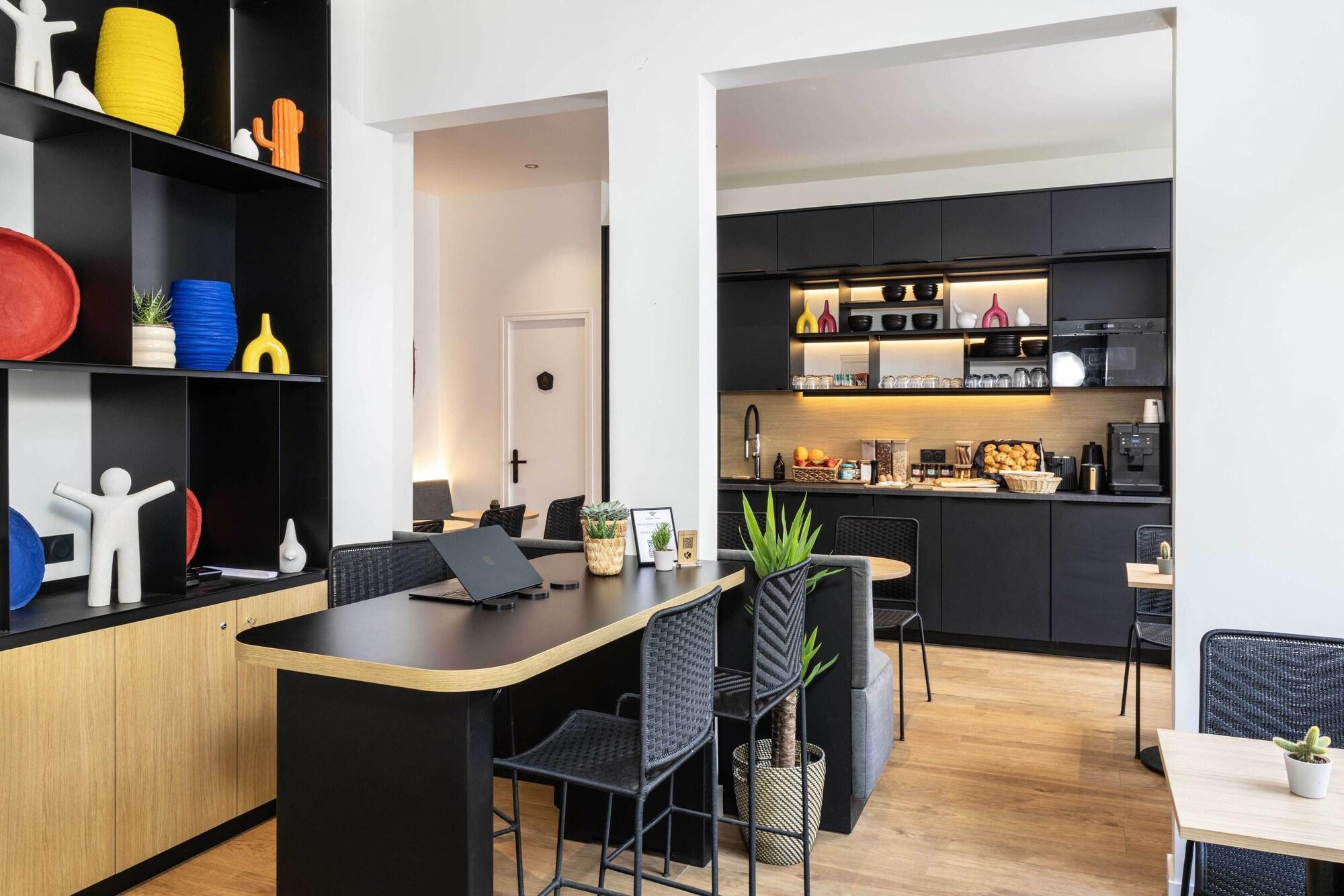 Varios Hotel Korner Chatelet