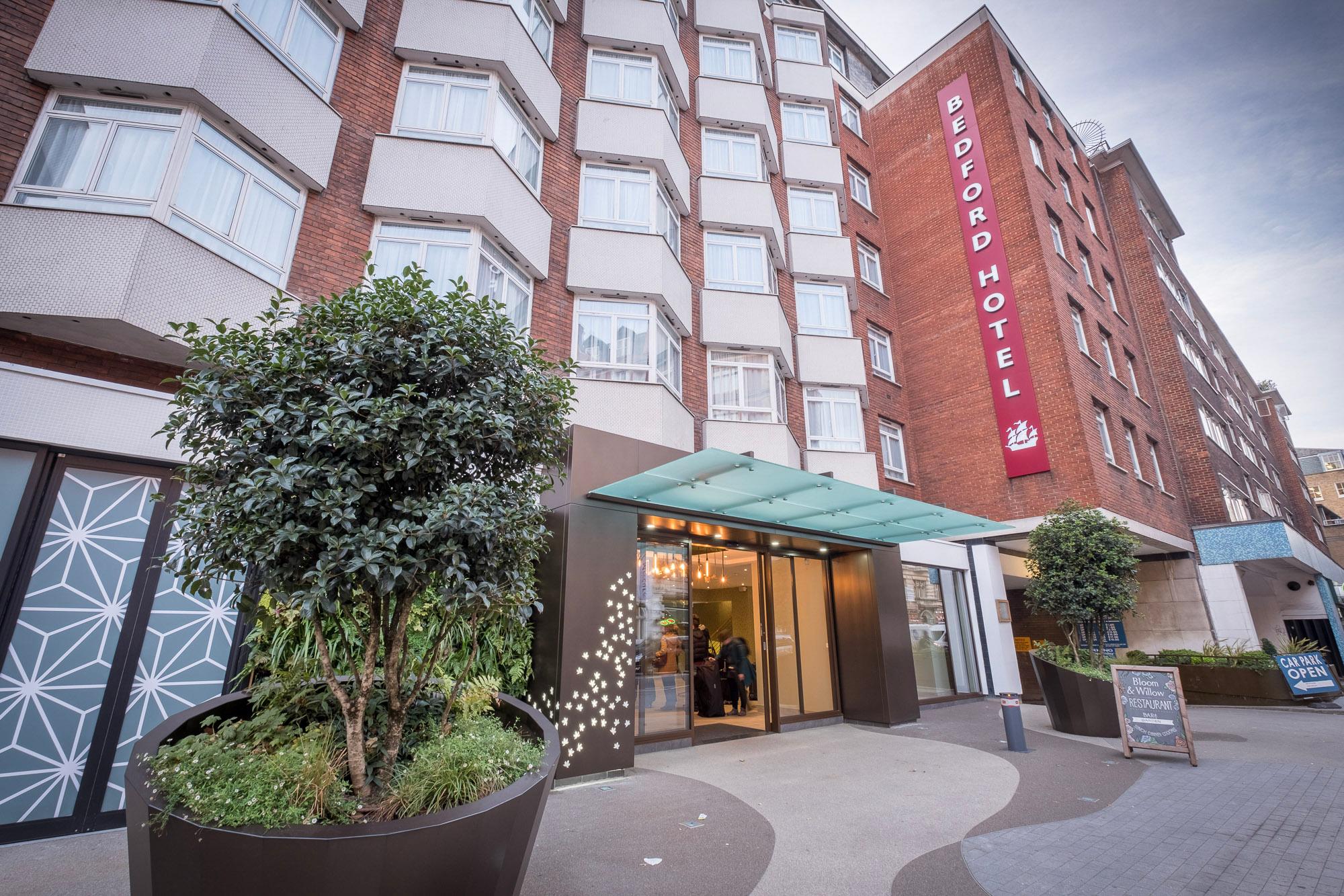 Vista Exterior Bedford Hotel