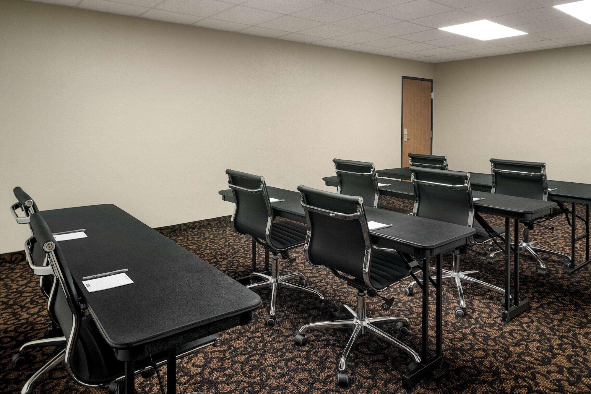 Sala de Reuniones Travelodge by Wyndham Dexter