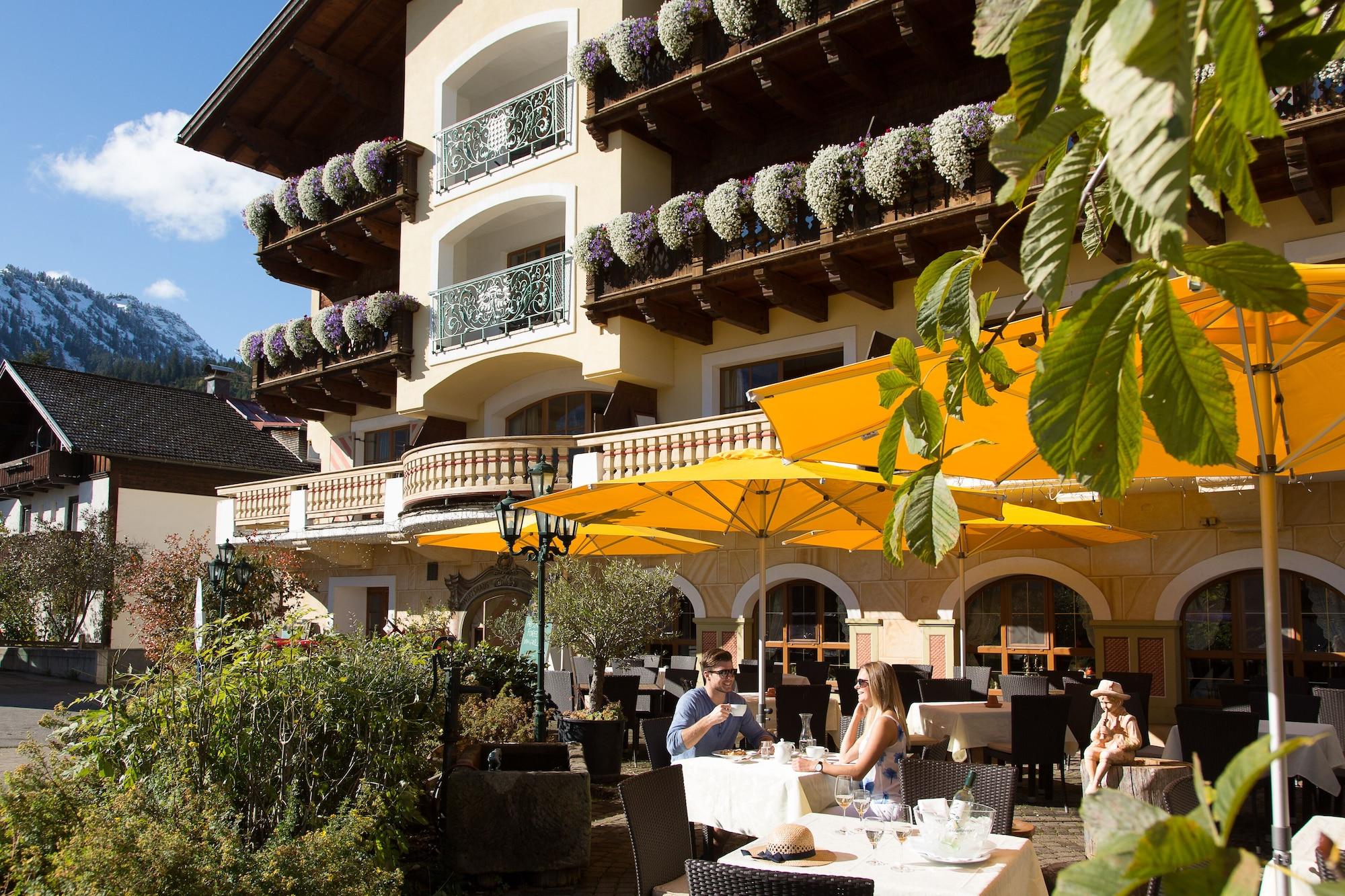 Vista Exterior Hotel Schwarzer Adler