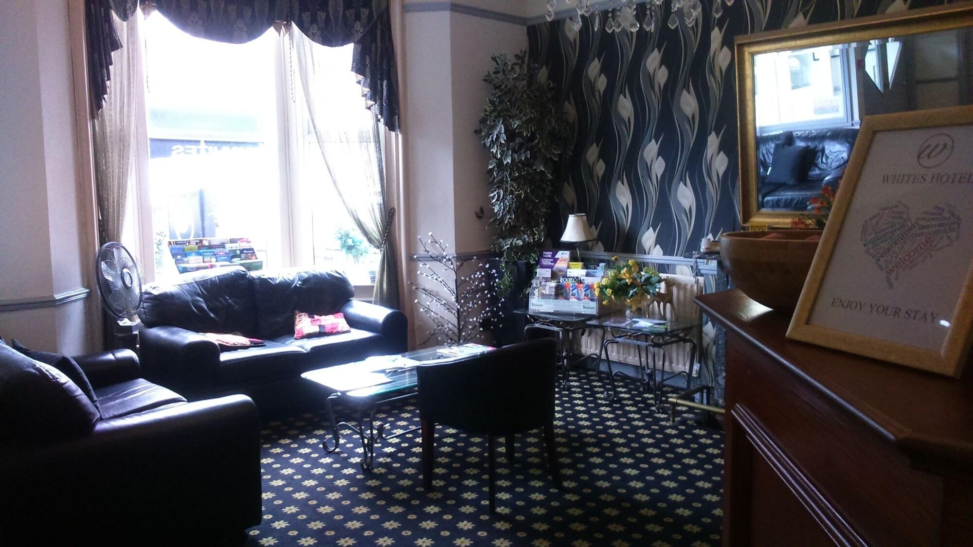 Vista Lobby Whites Hotel