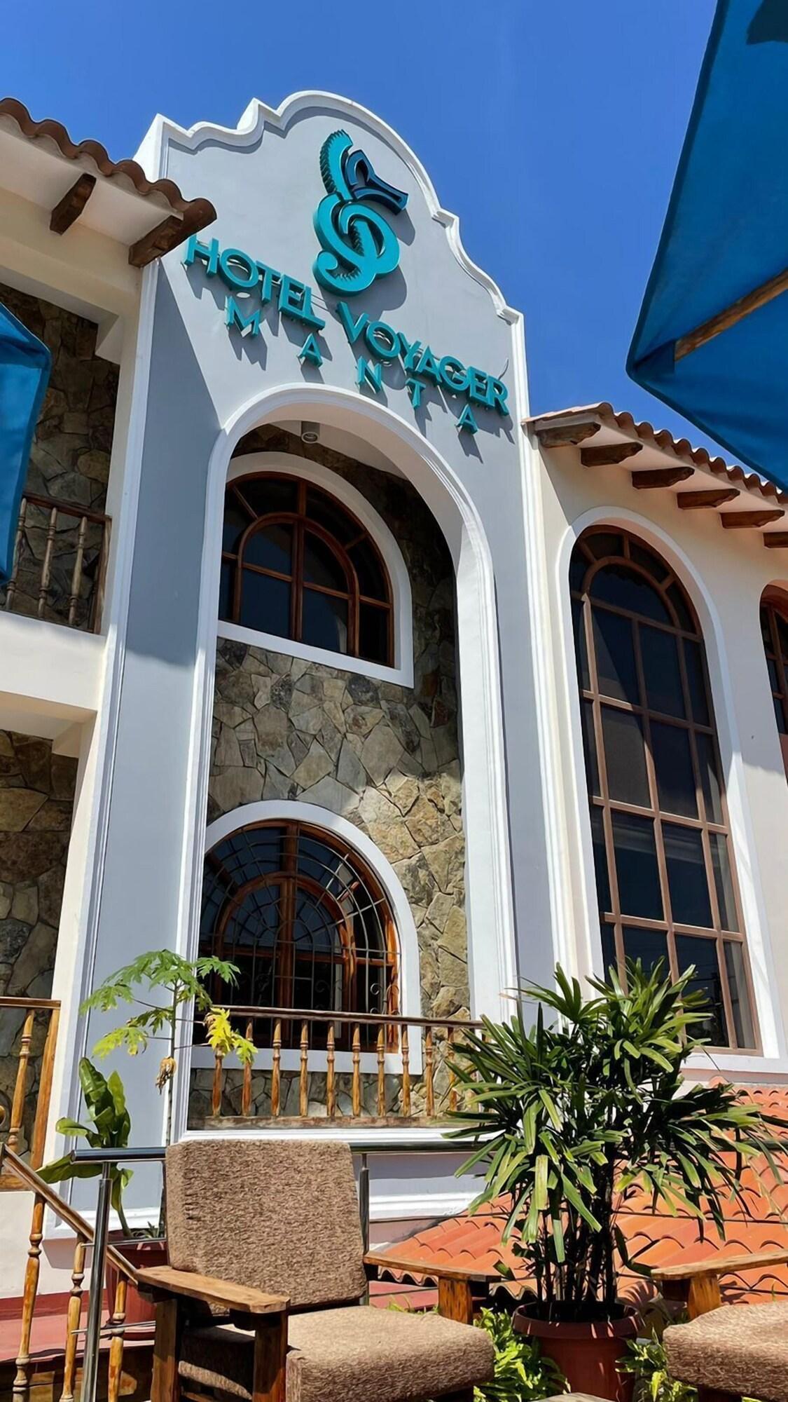 Vista Exterior Hotel Voyager Manta