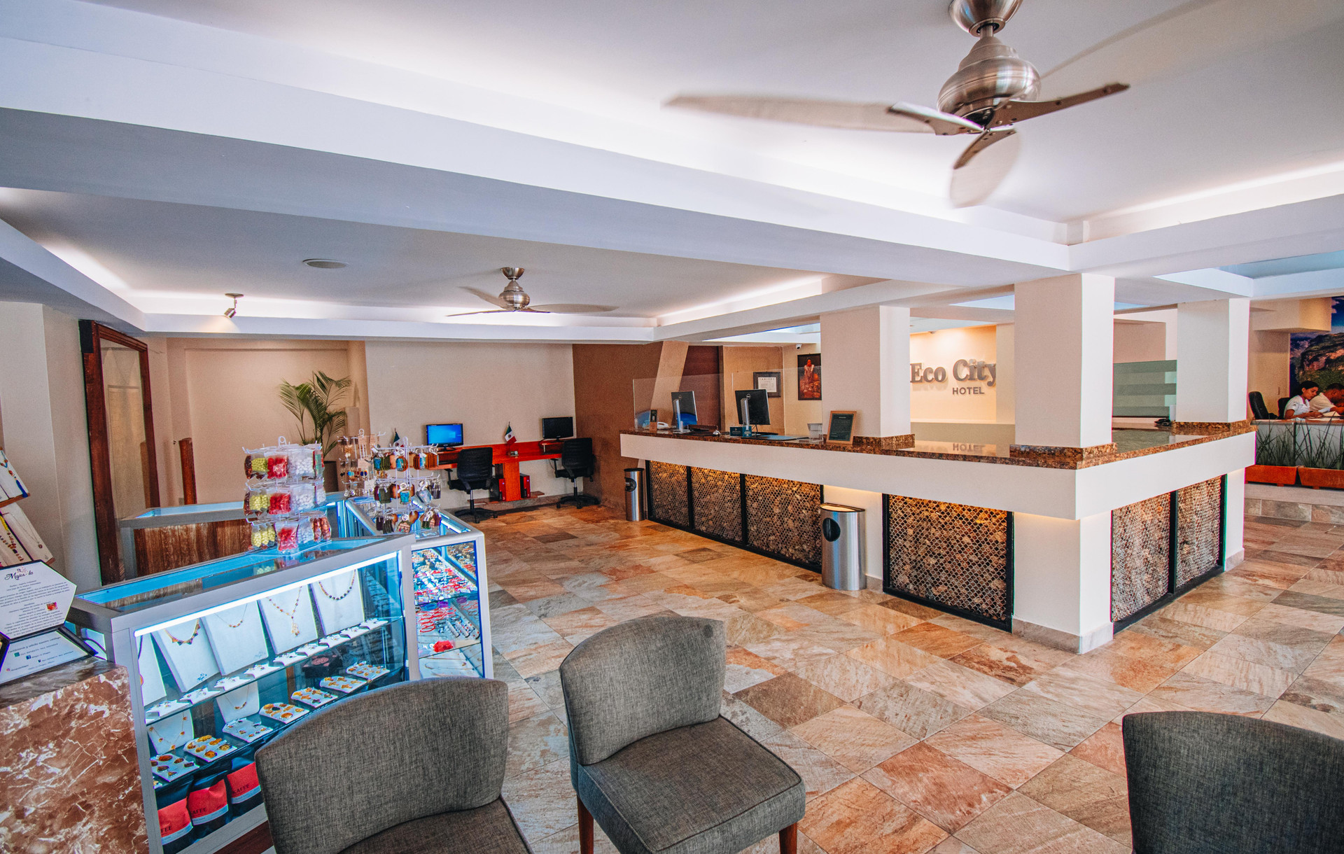 Bar/Salón Eco City Hoteles
