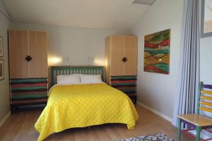 Alojamiento - LITTLE HOUSE on the HILL - Gorge Getaway Home Base