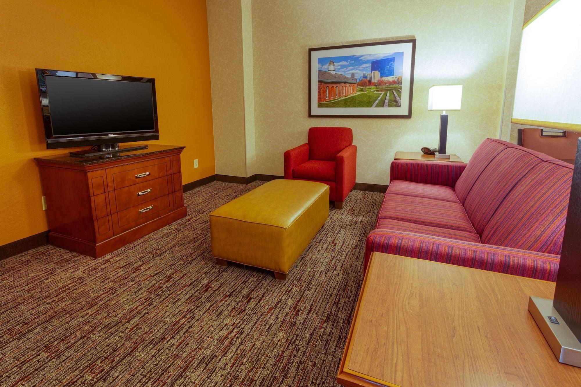 Habitación Drury Inn & Suites Indianapolis Northeast