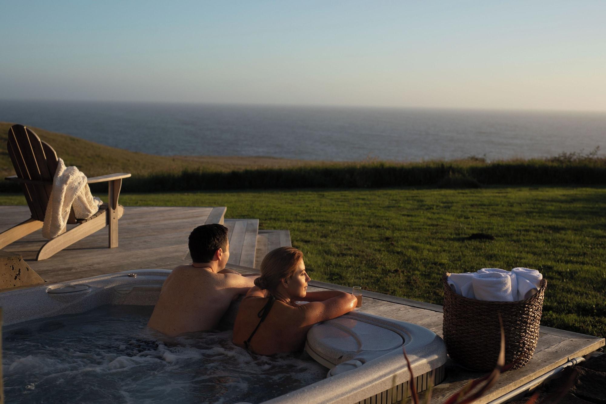 Spa The Inn at Newport Ranch