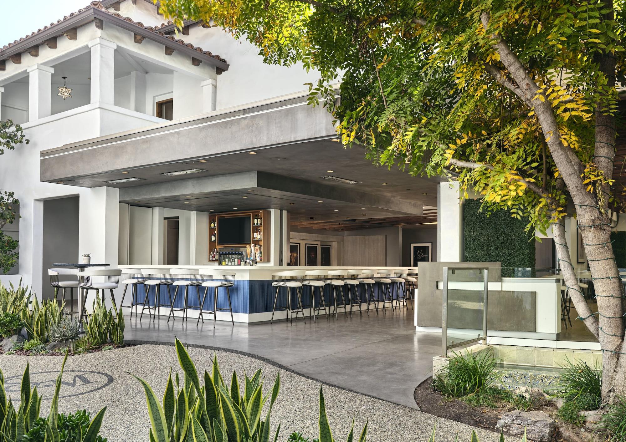 Bar/Salón Sunset Marquis