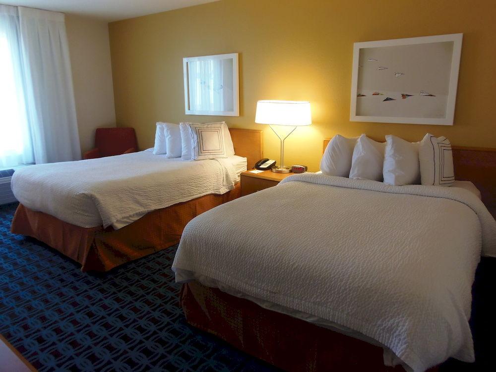 Habitación Fairfield Inn and Suites by Marriott Indianapolis Airport
