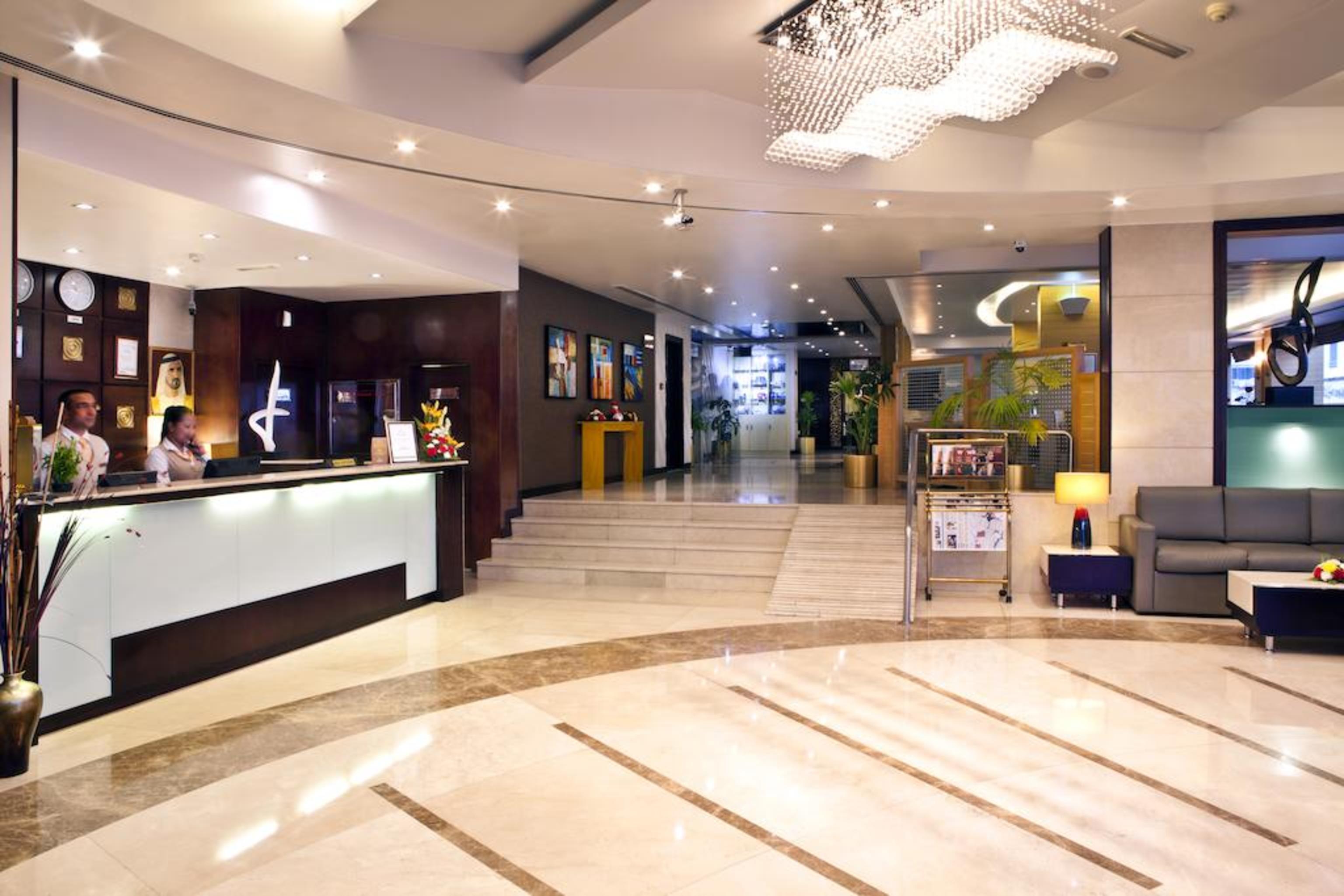 Vista Lobby Landmark Hotel Riqqa