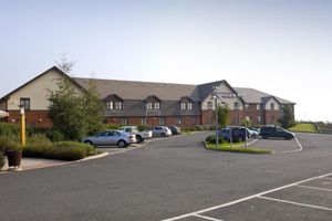 Alojamiento - Premier Inn Evesham