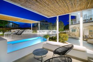 Alojamiento - Aelia Villa