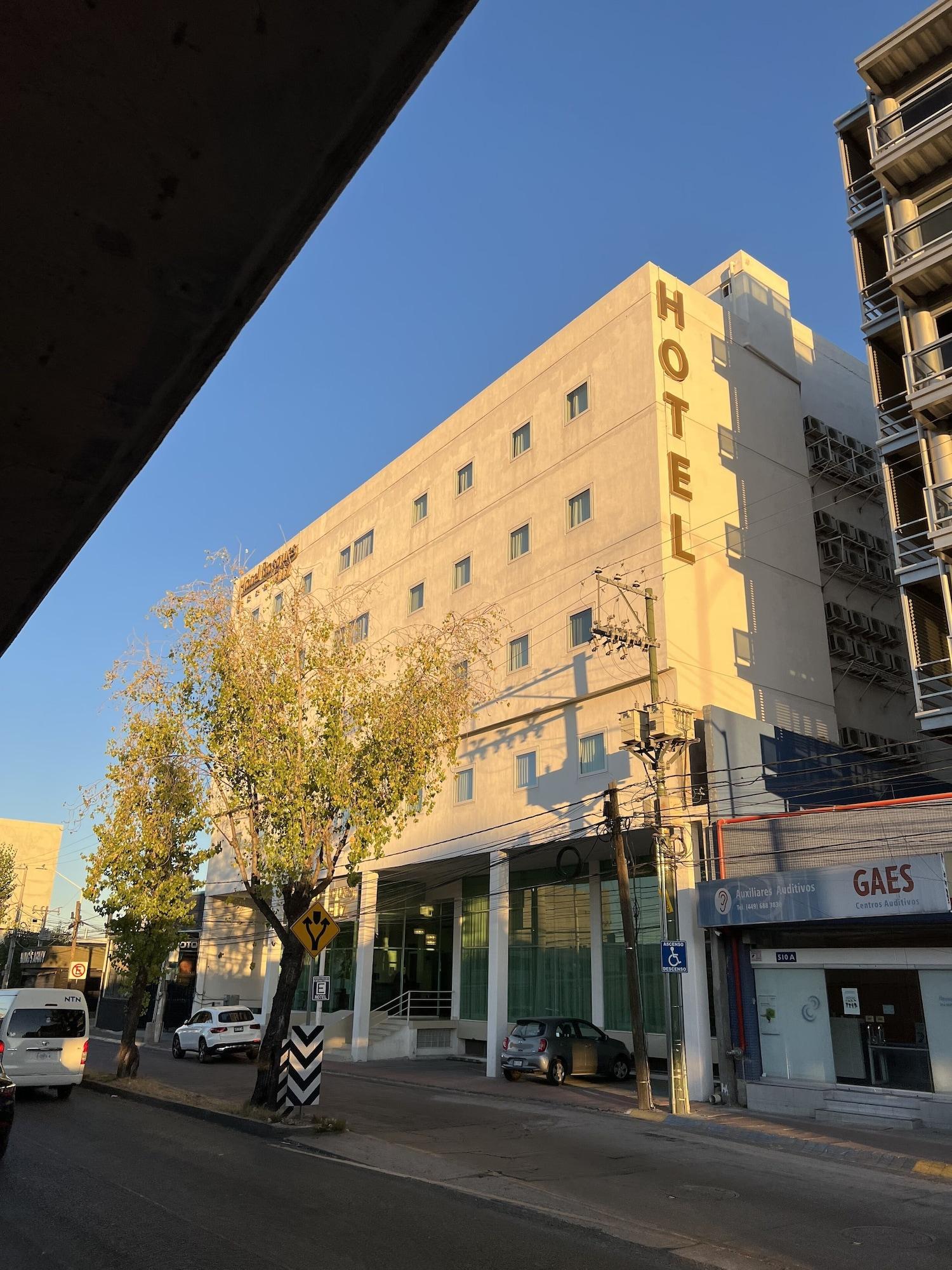 Varios Hotel Bosques de Liz