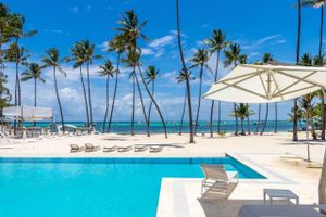 Arriendo temporal - Playa Coral | Oasis Frente a la Piscina