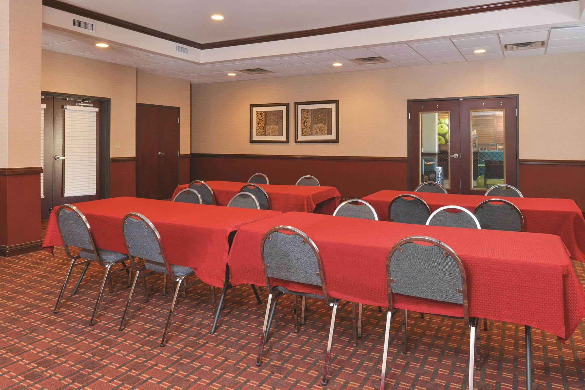 Centro de Negocios La Quinta Inn & Suites Woodward