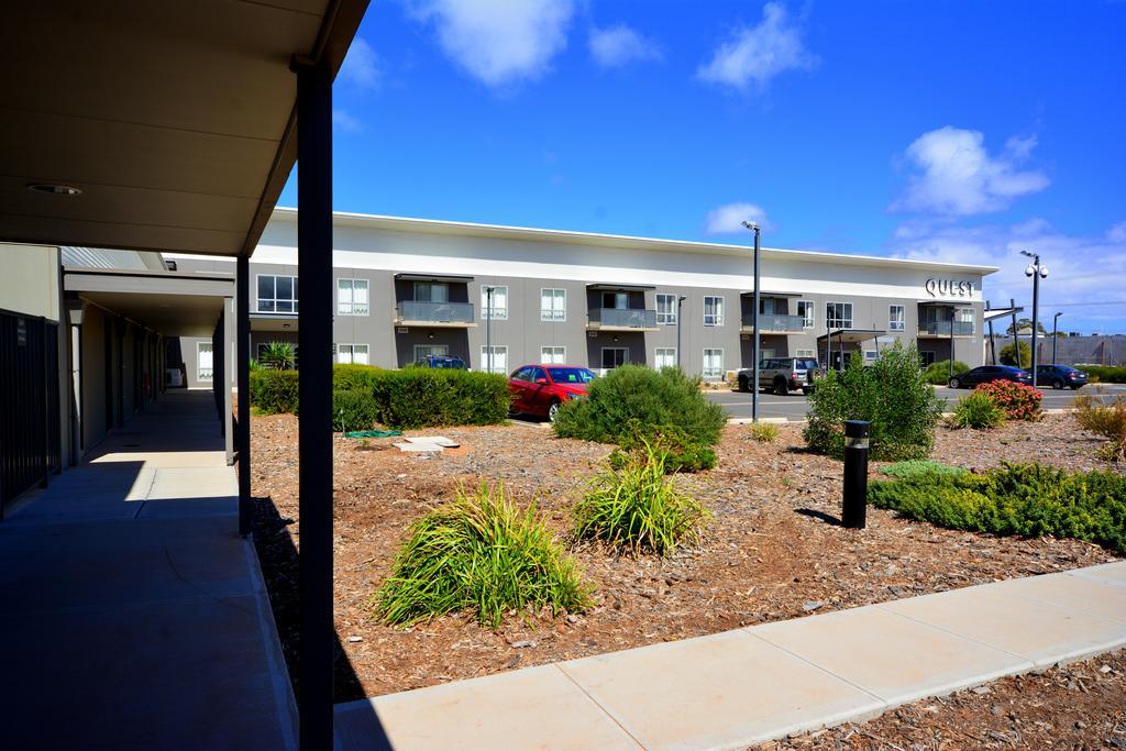 Vista Exterior Quest Whyalla