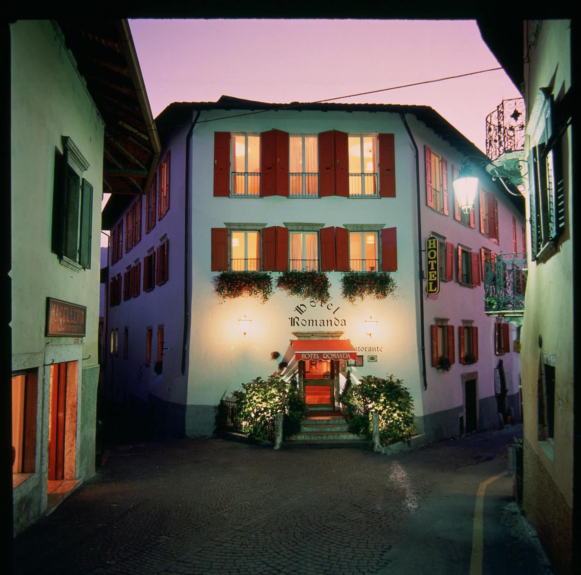 Vista Exterior Romanda