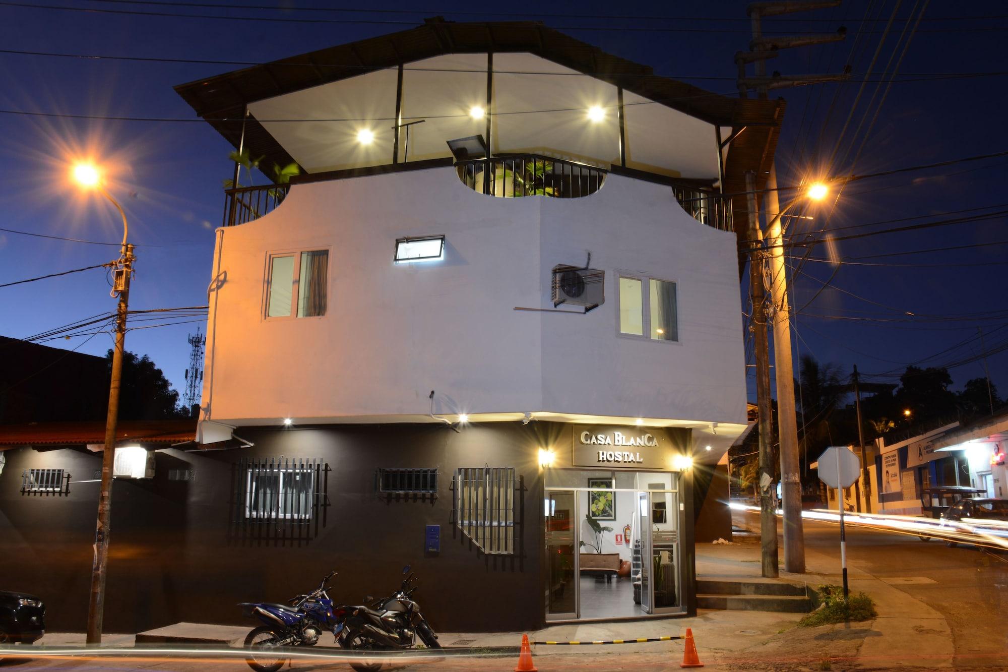 Vista Exterior Hostal Casa Blanca
