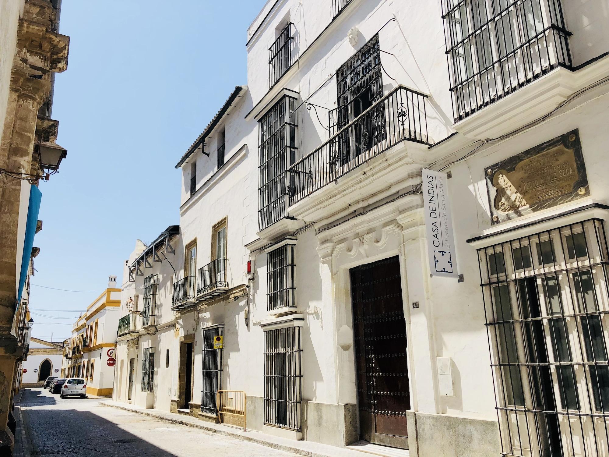 Vista Exterior Art Suites by Casa de Indias