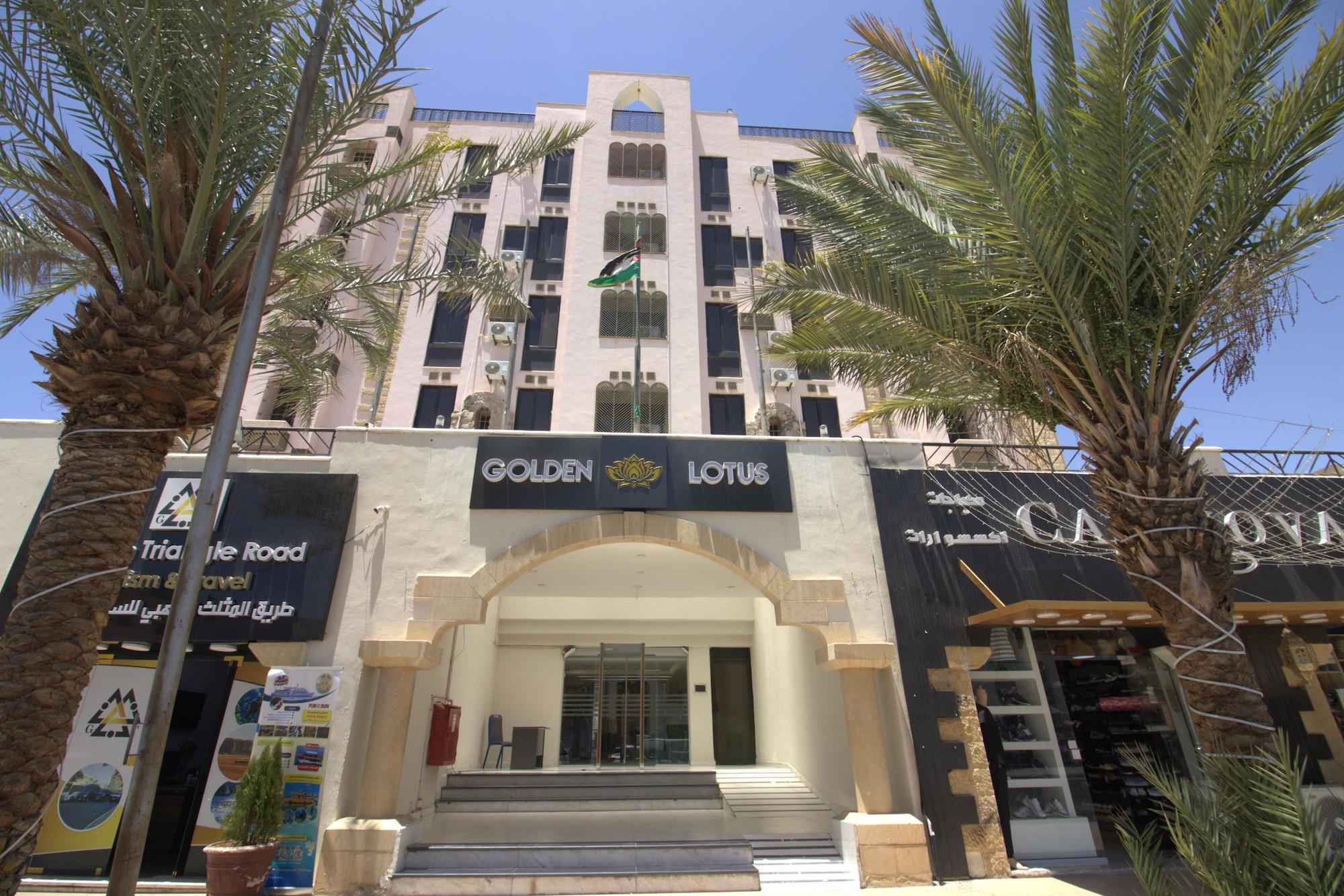 Varios Golden Lotus Red Sea