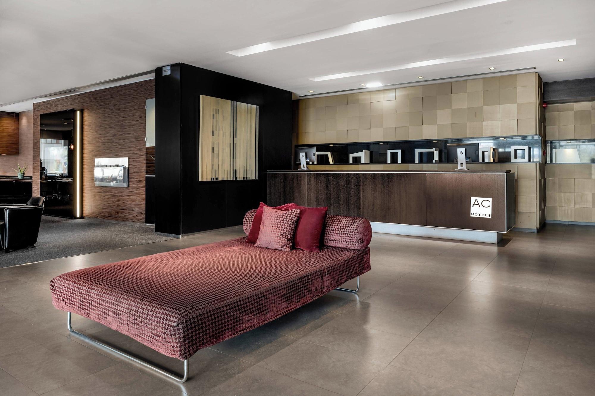 Vista Lobby AC Hotel Gijón by Marriott