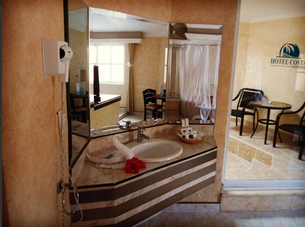 Set de Habitación Motel Costa