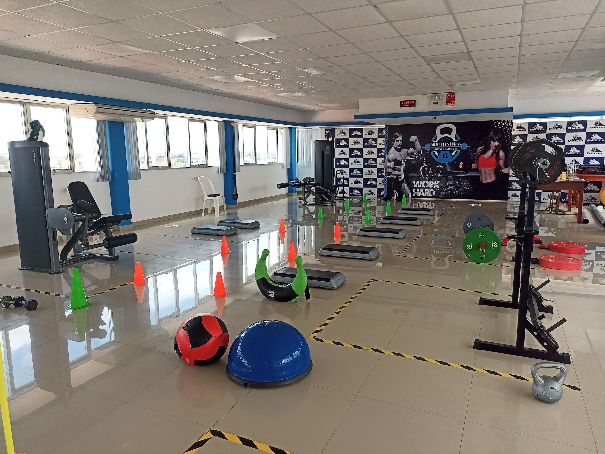 Gimnasio Dmilez Hotel