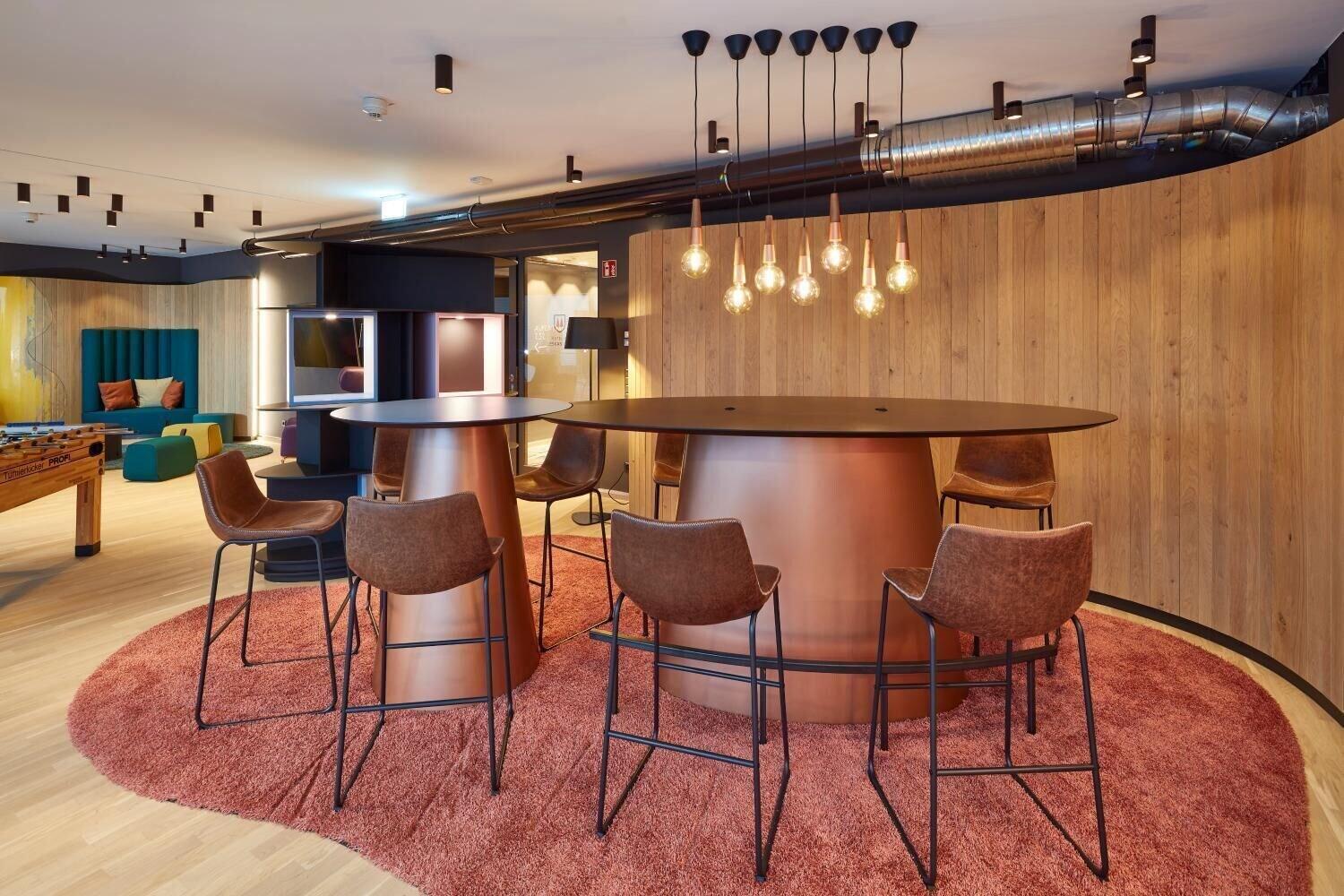 Bar/Salón Hotel im LESKANpark