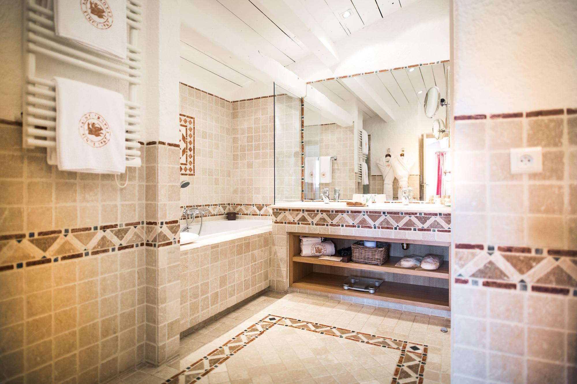 Equipamiento de Habitación Hotel Byblos Saint-Tropez