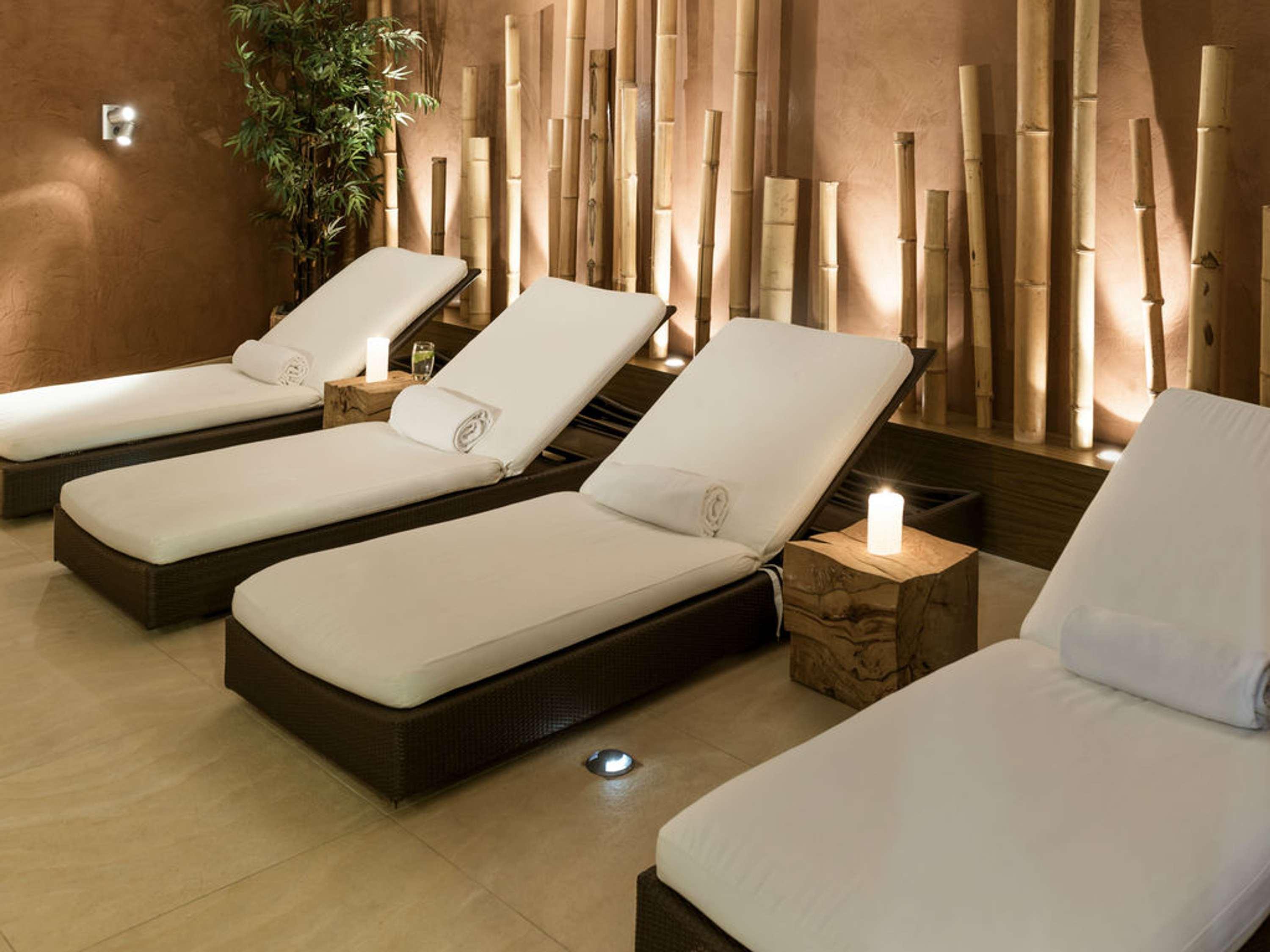 Vista Exterior Novotel Geneve Centre