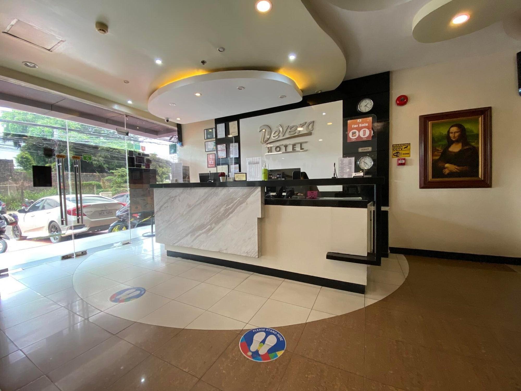 Varios Devera Hotel