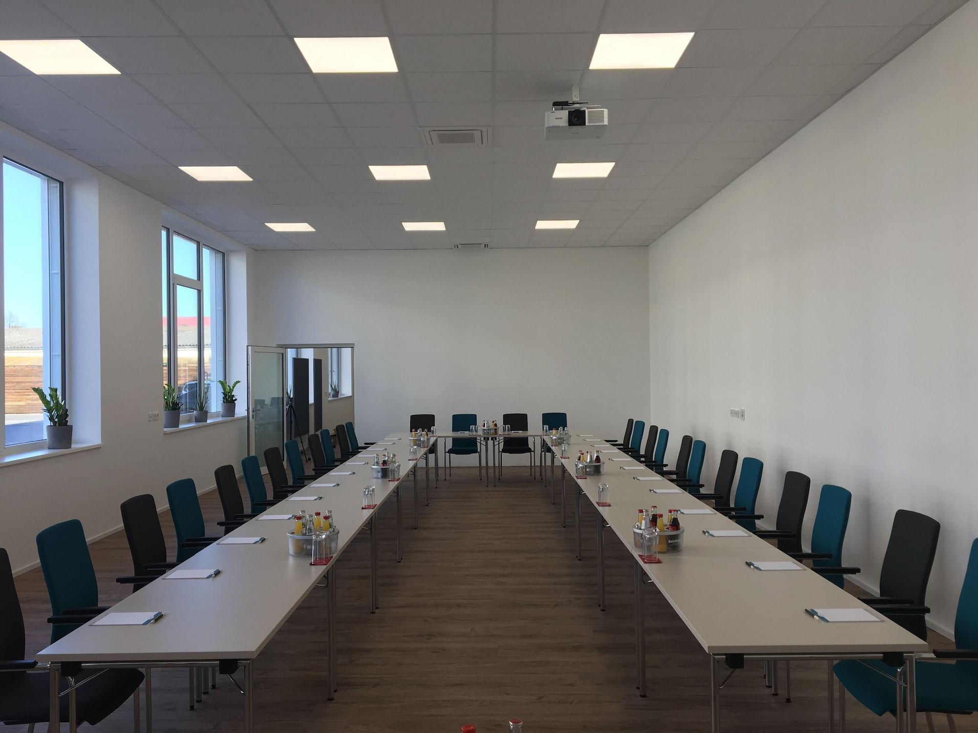 Sala de Reuniones Trip Inn Conference Hotel & Suites